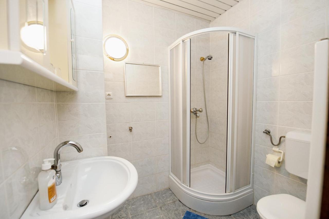 Apartments By The Sea Slatine, Ciovo - 10435 المظهر الخارجي الصورة